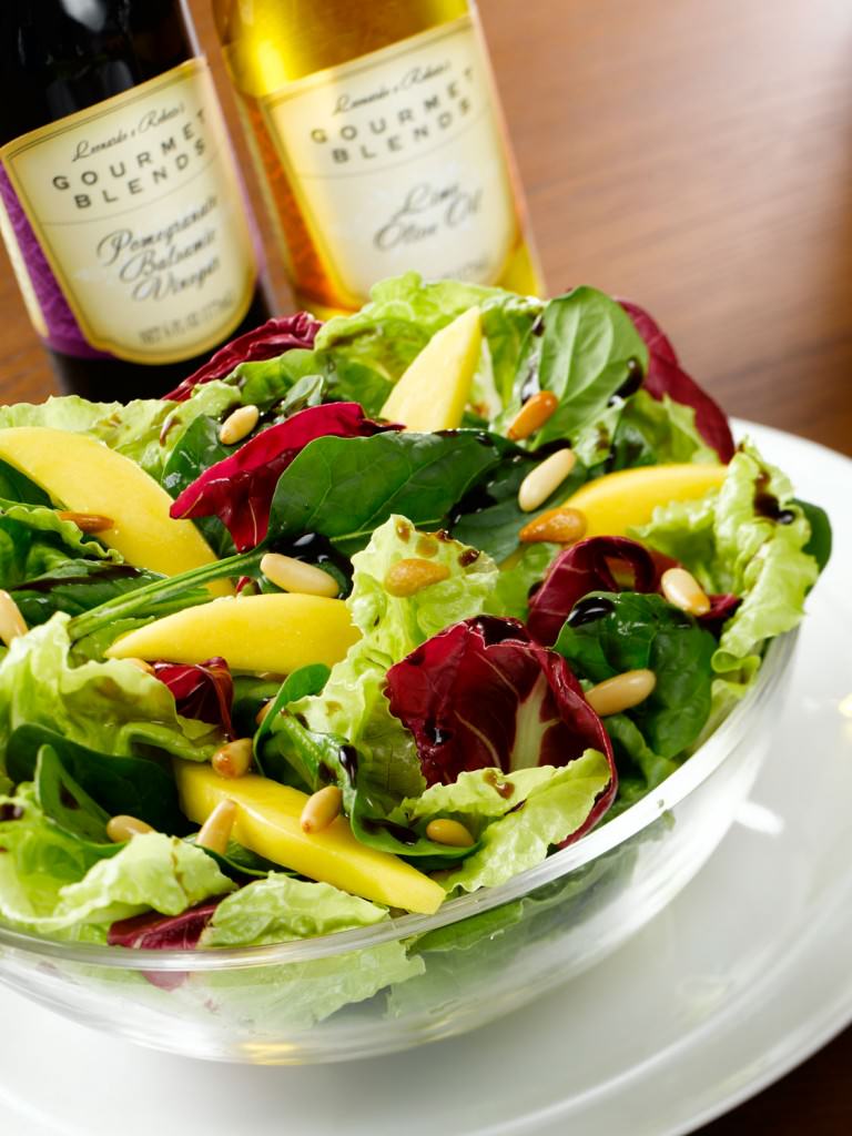 Pomegranate-Balsamic-and-Lime-Olive-in-Mango-Salad